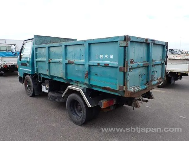 Toyota Dyna 2.0T Dump 1996 photo 3