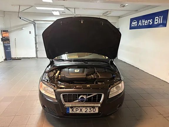 Volvo V70 2011 photo 5