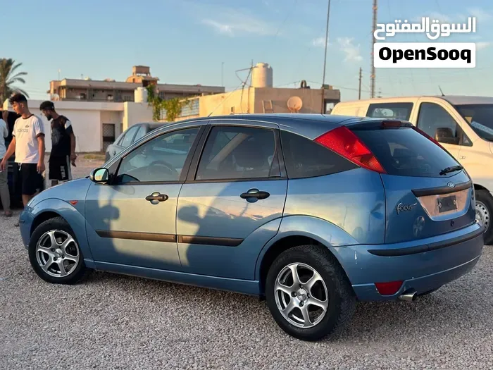 Ford Focus 2000 photo 5
