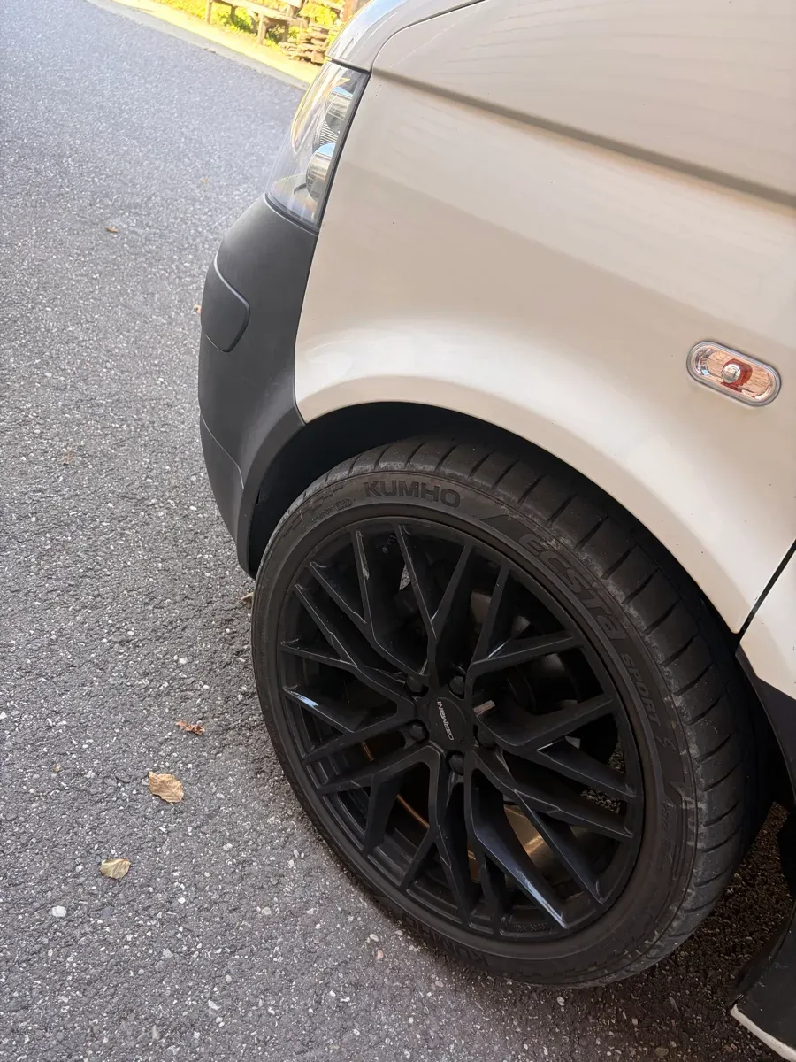 Volkswagen T5 2008 photo 3