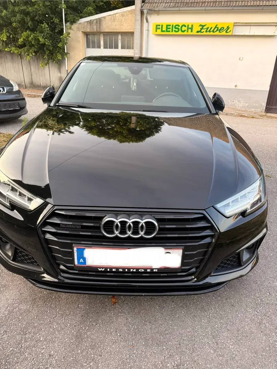 Audi A4 2019 photo 2