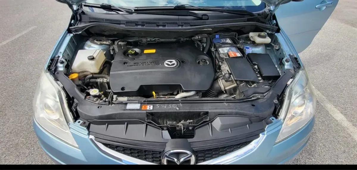 Mazda Mazda5 2008 photo 2