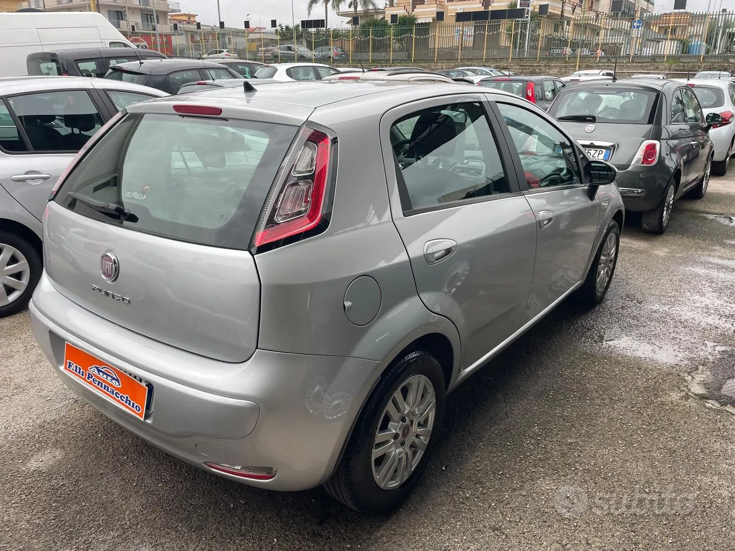 Fiat Punto 2012 photo 3