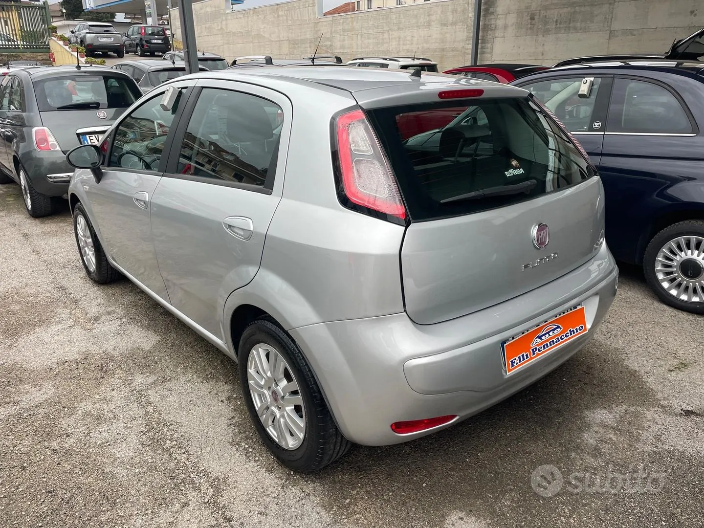 Fiat Punto 2012 photo 4