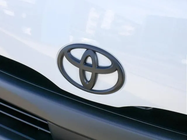 Toyota Hiace 2026 photo 4