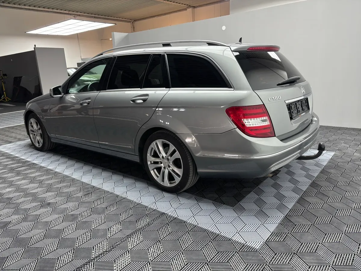 Mercedes-Benz C-Class 2013 photo 3