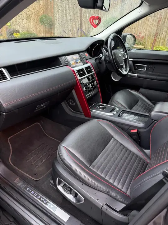 Land Rover Discovery Sport 2018 photo 5