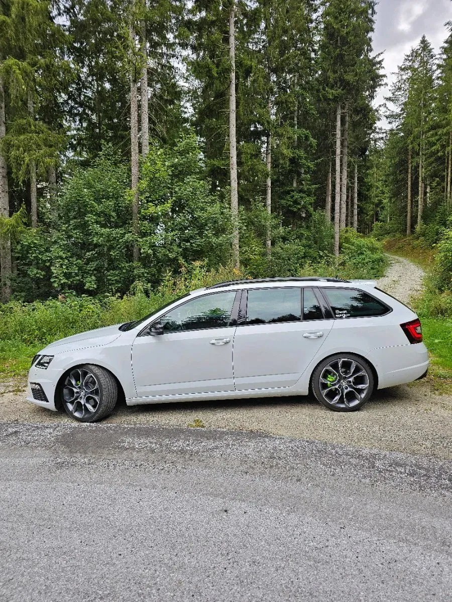 Skoda Octavia 2018 photo 3