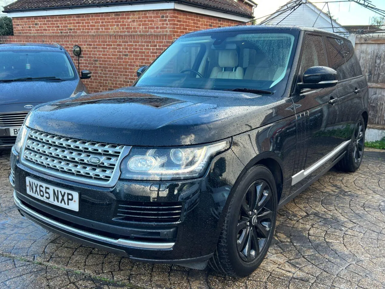 Land Rover Range Rover 2015 photo 2