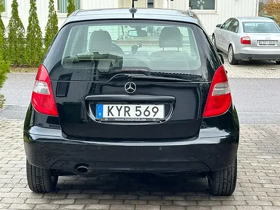 Mercedes-Benz A 160 2011 photo 5