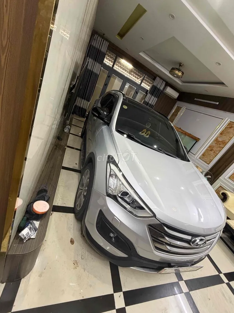 Hyundai Santa Fe 2014 photo 2