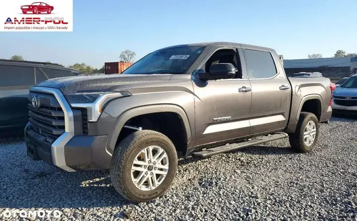 Toyota Tundra