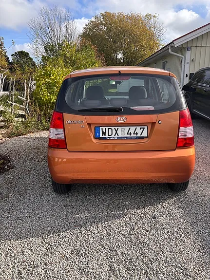 Kia Picanto 2004 photo 2