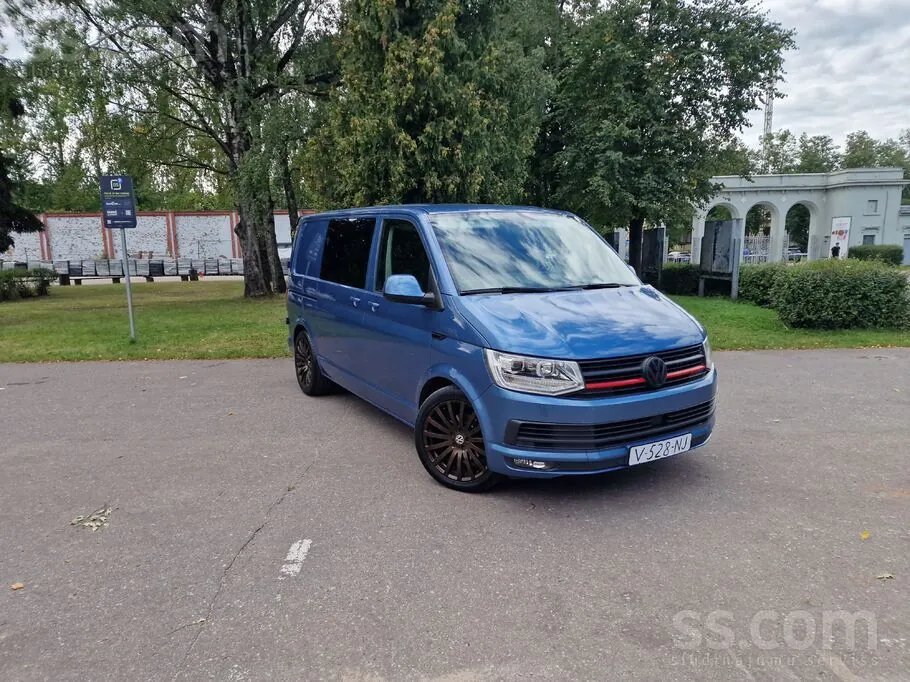 Volkswagen Transporter 2018 photo 2
