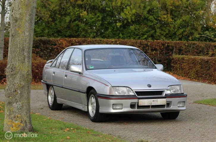 Opel Omega 1987 photo 3