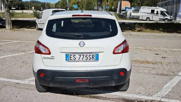 Nissan Qashqai 2013 photo 5