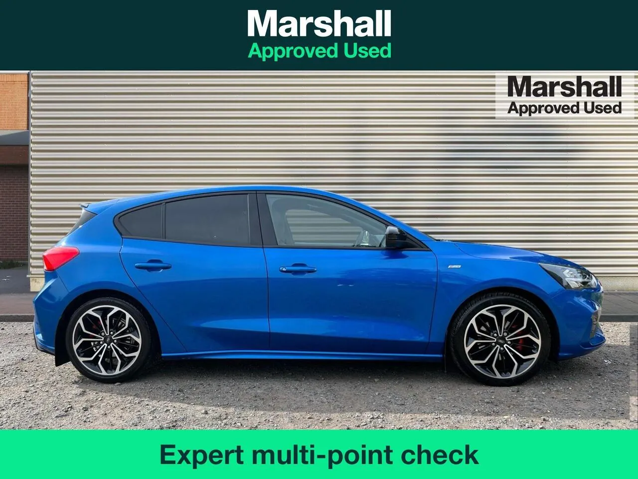 Ford Focus 2022 photo 2