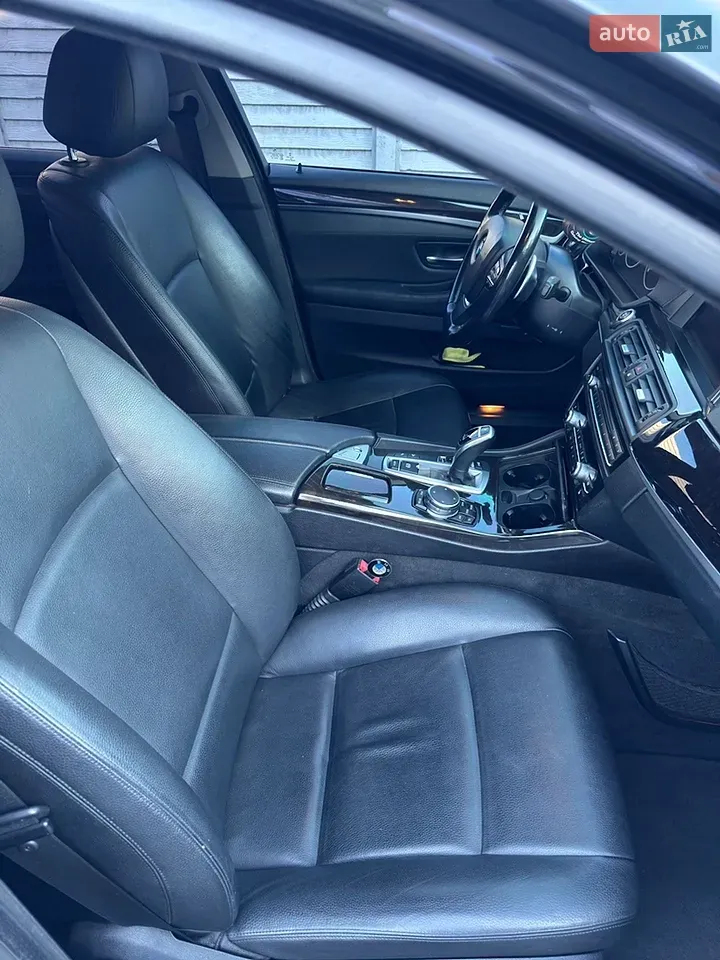 BMW 5 Series 2016 photo 3