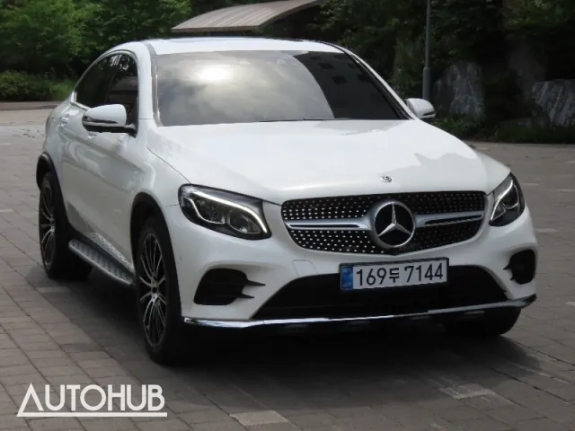 Mercedes-Benz Glc-Class 2018 photo 2