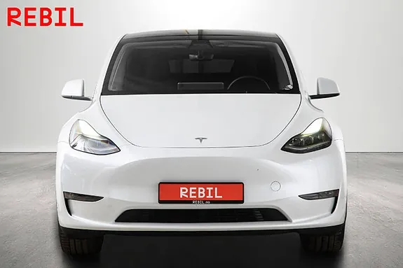 Tesla Model Y 2023 photo 3