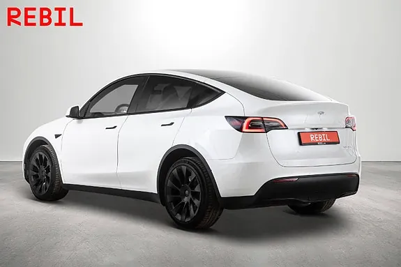 Tesla Model Y 2023 photo 5