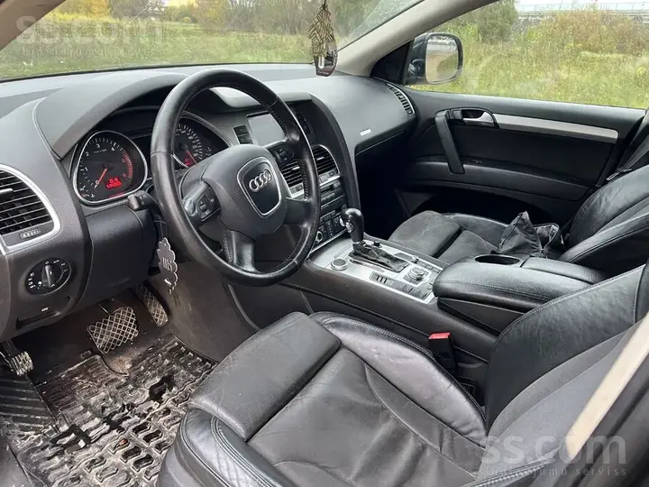 Audi Q7 2006 photo 5