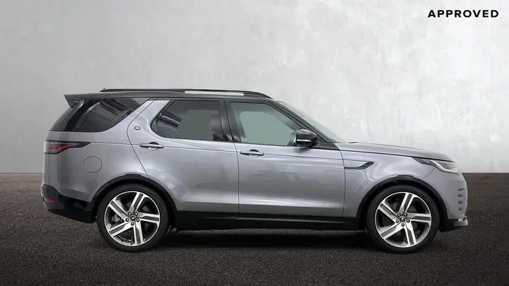 Land Rover Discovery 2025 photo 5