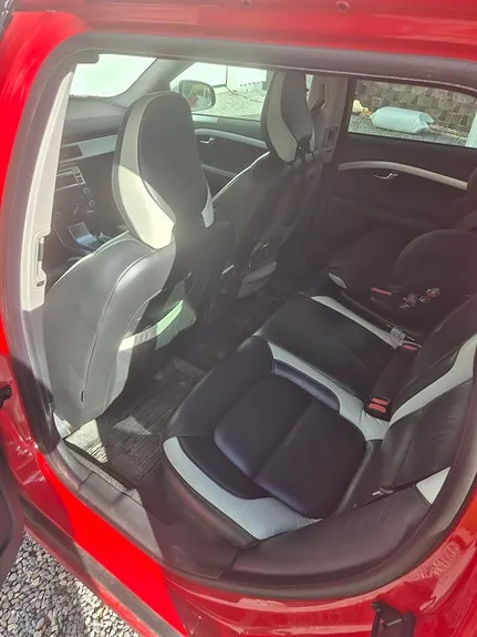 Volvo V70 2011 photo 5