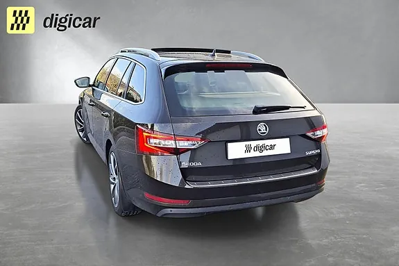 Skoda Superb 2017 photo 4