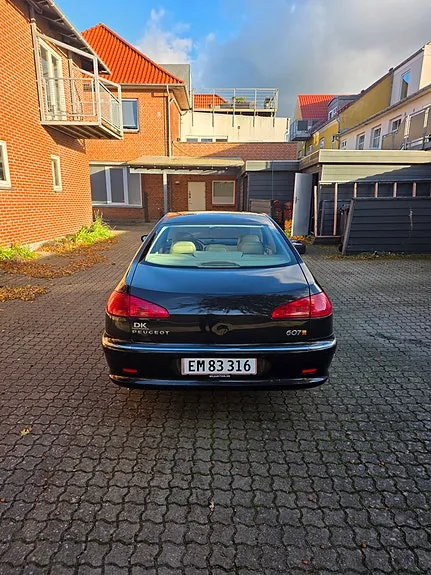 Peugeot 607 2005 photo 3