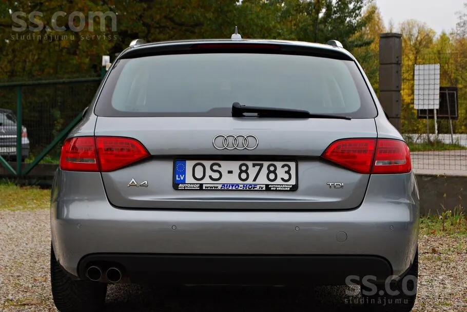 Audi A4 Avant 2010 photo 4