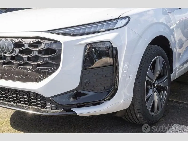 Audi Q3 2026 photo 3