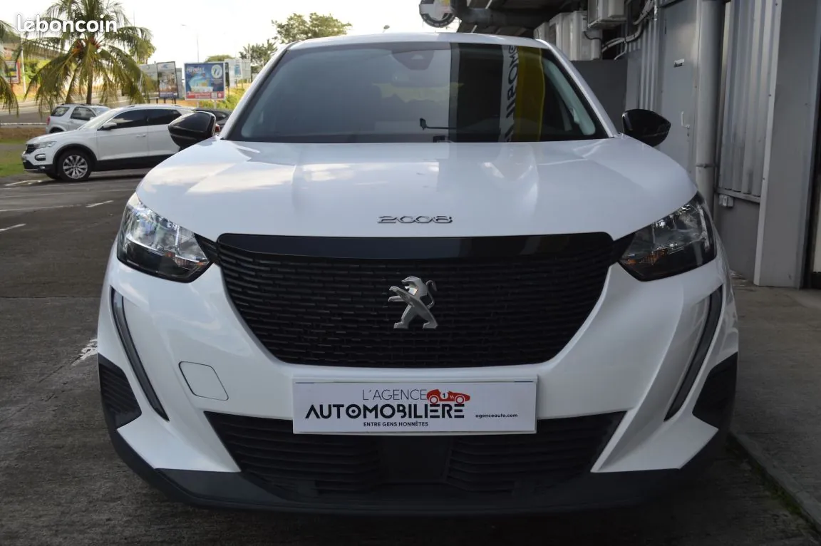 Peugeot 2008 2022 photo 3