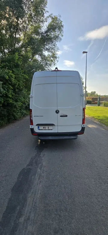Mercedes-Benz Sprinter 317