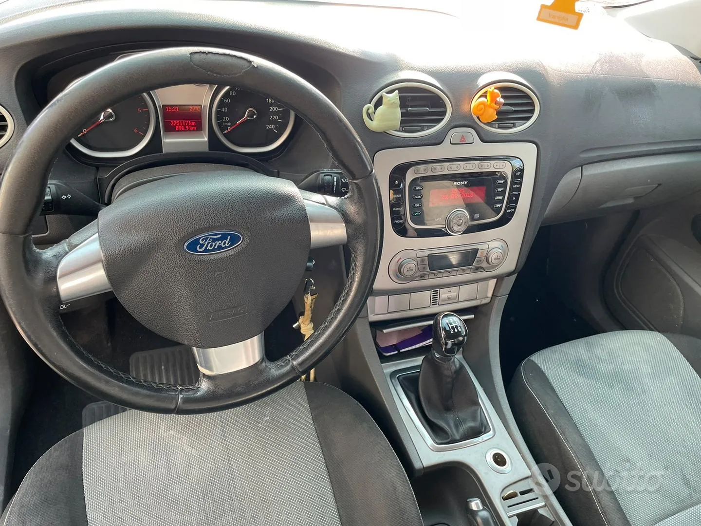 Ford Focus 2011 photo 2