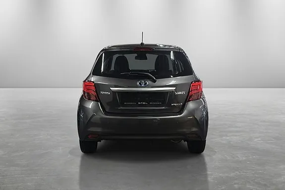 Toyota Yaris 2017 photo 4