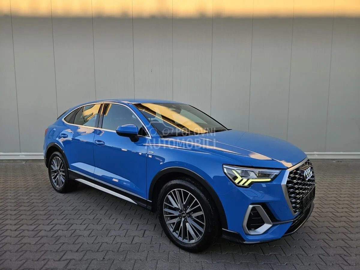 Audi Q3 2021 photo 4