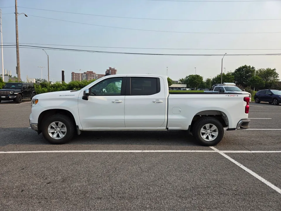 Chevrolet Silverado 1500 2025 photo 3
