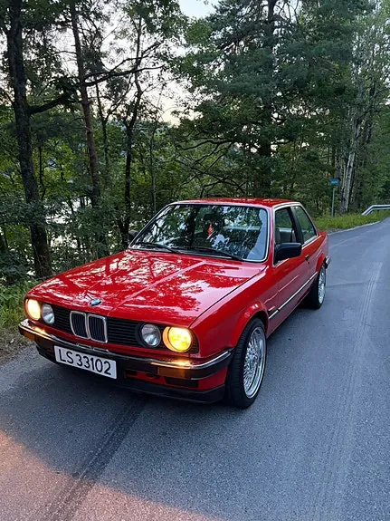 BMW 318I 1984 photo 5