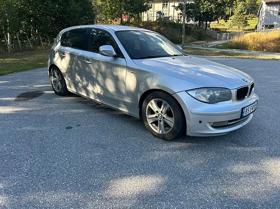BMW 116D 2011 photo 3