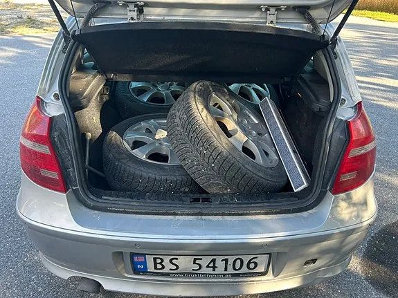 BMW 116D 2011 photo 5