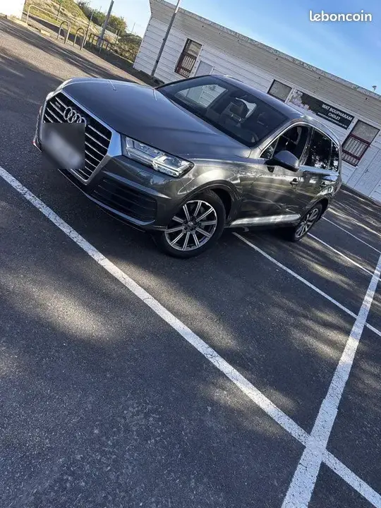 Audi Q7 2017 photo 2