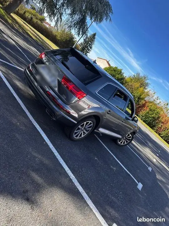 Audi Q7 2017 photo 3