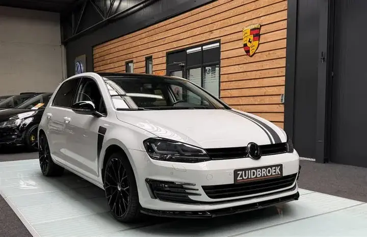 Volkswagen Golf 2015 photo 3