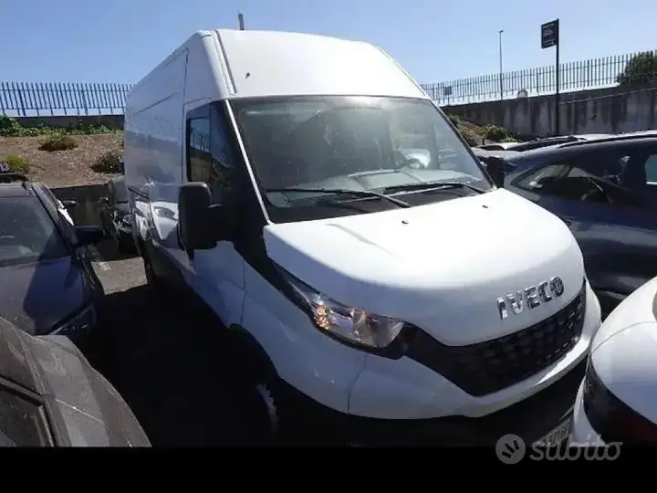 Iveco Daily 2020 photo 2