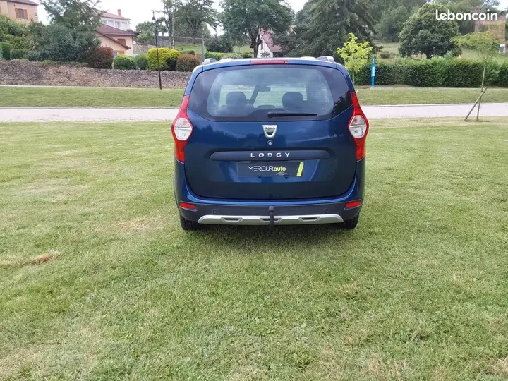 Dacia Lodgy 2016 photo 2