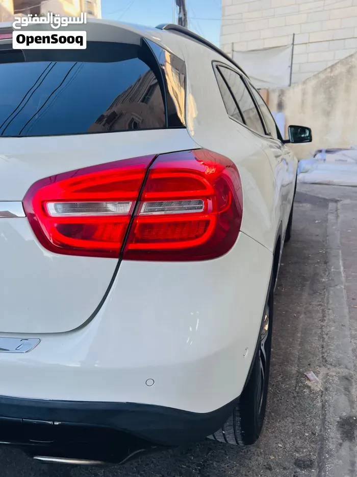 Mercedes-Benz Gla 200 2016 photo 4