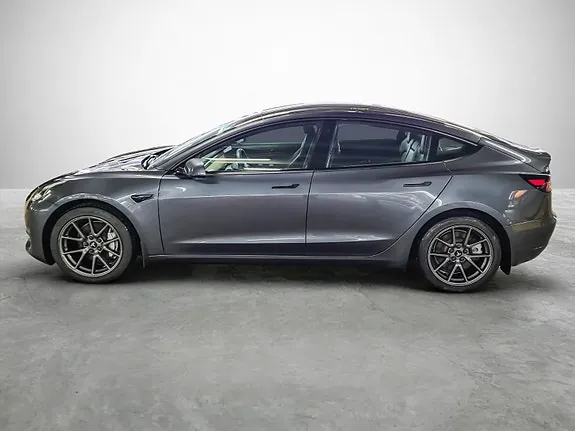 Tesla Model 3 2021 photo 2