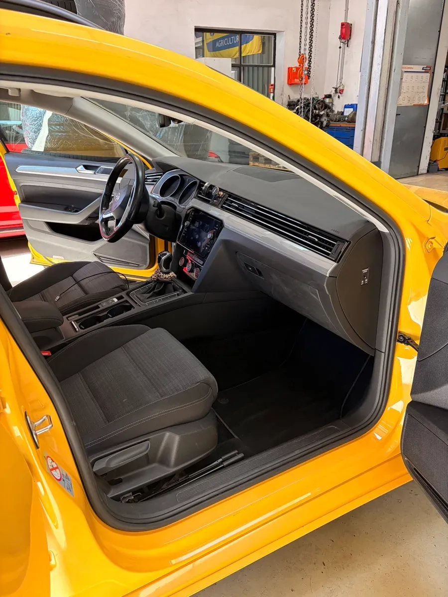 Volkswagen Passat 2020 photo 3