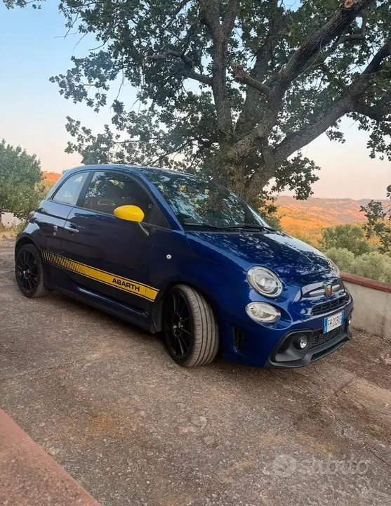 Abarth 595 2017 photo 2